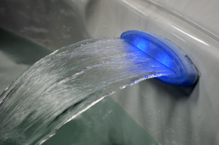 HB34 Hudson Bay Spas